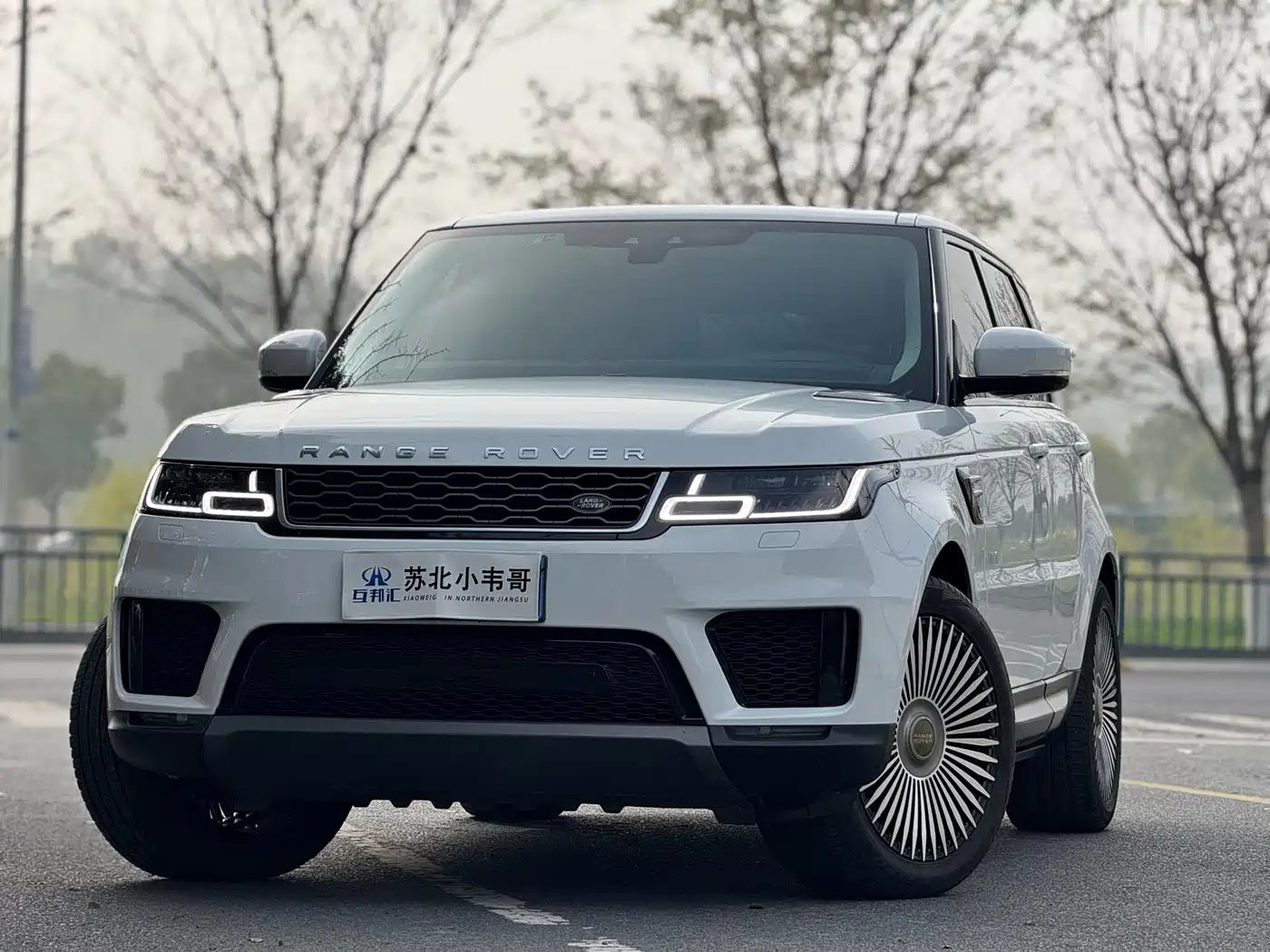 Land Rover Range Rover Sport 2021 3.0 L6 SE