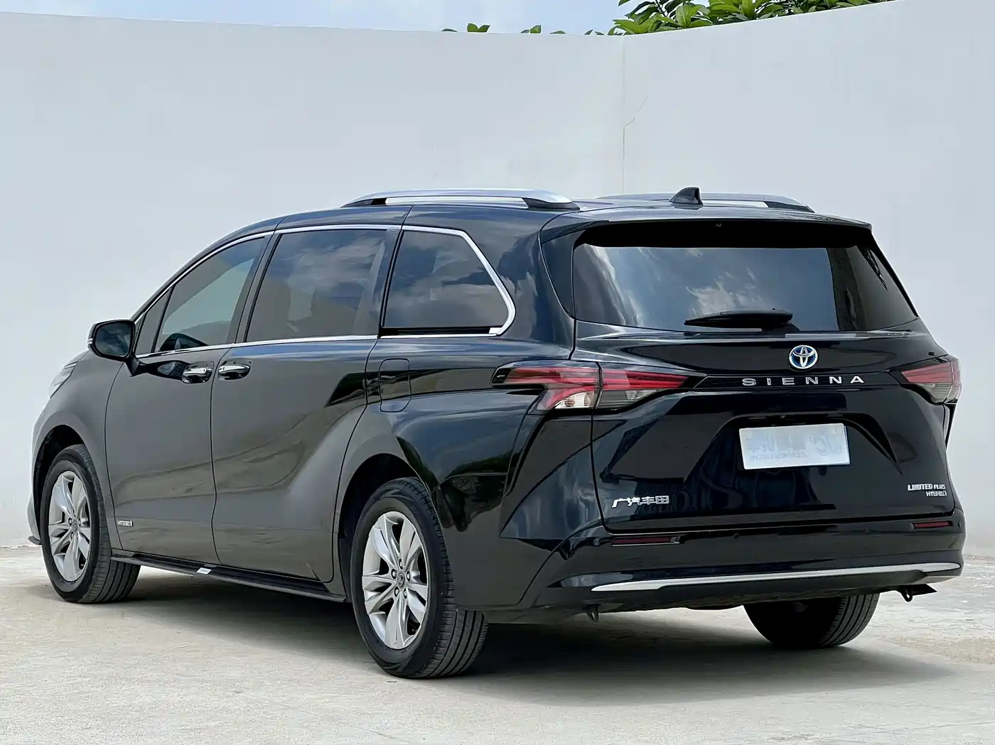 صورة 3 - Toyota Sienna