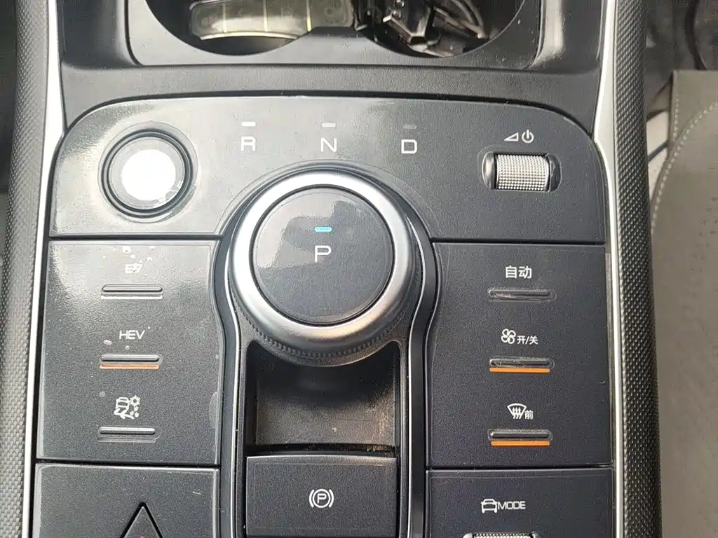 BYD Destroyer 05 2023 Champion Edition DM-i 55KM Luxury фото 11