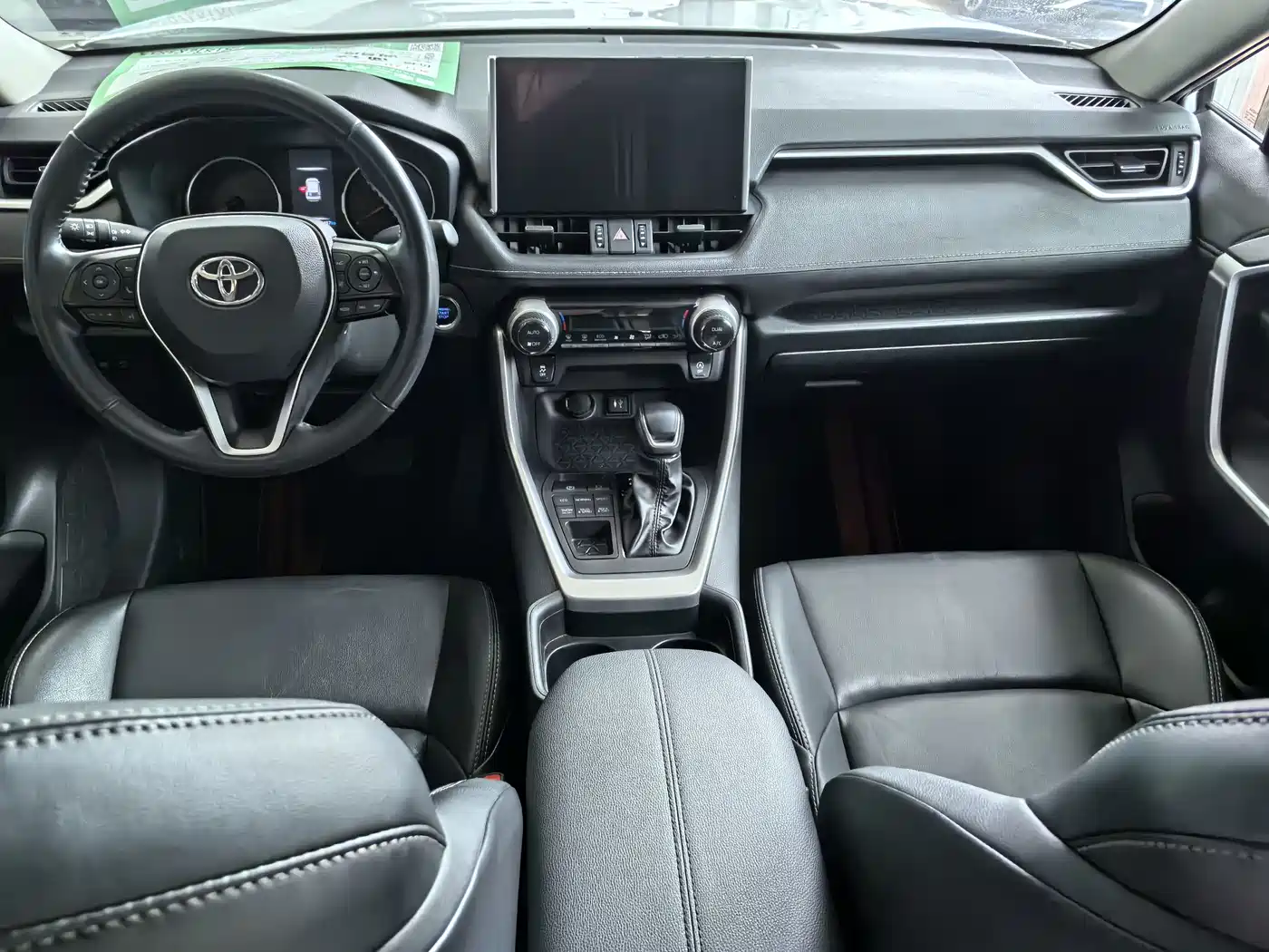 Toyota Wildlander 2022 2.0L CVT AWD Luxury PLUS Edition фото 8