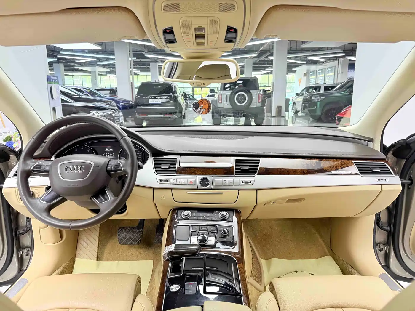 Audi A8 2013 A8L 45 TFSI quattro Comfort фото 8