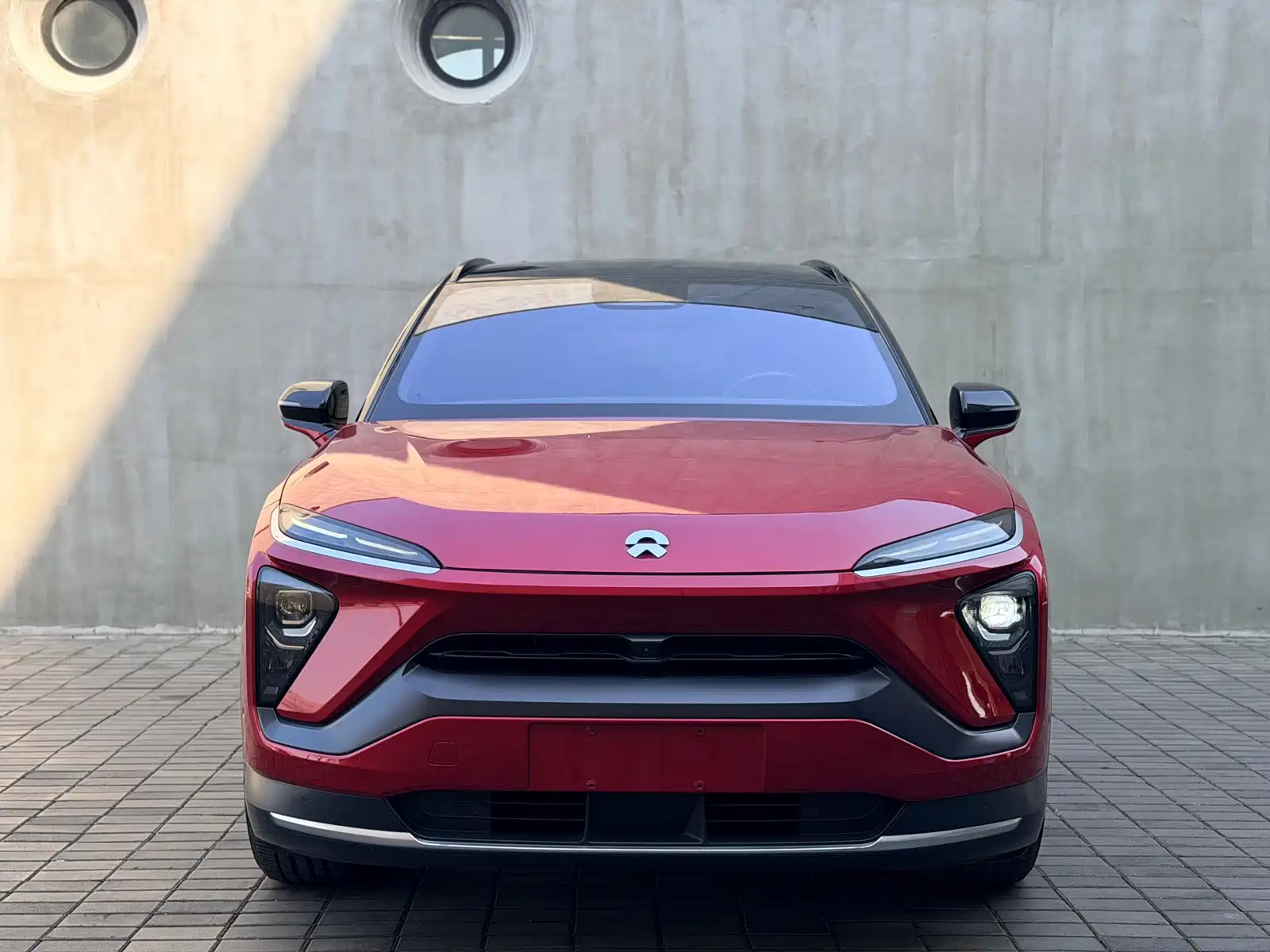 Фото 2 - NIO ES6
