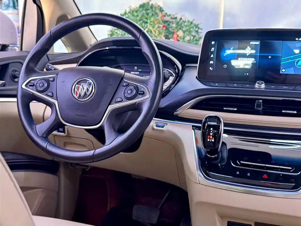 Buick GL8 2023 Land Business Class Premium фото 8