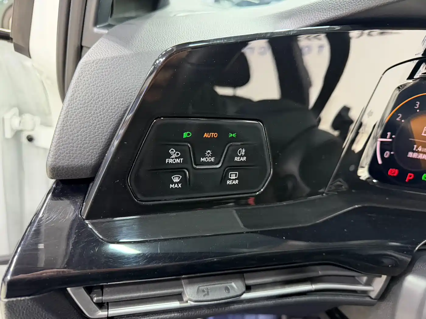 Volkswagen Golf 2021 280TSI DSG R-Line фото 10