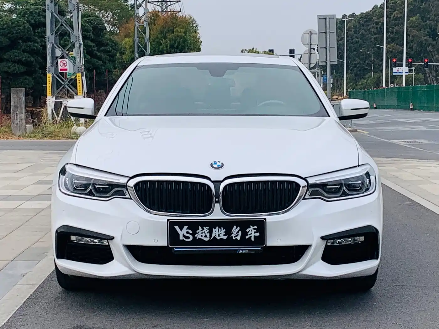BMW 5 Series 2018 530Li Premium M Sport Package фото 2