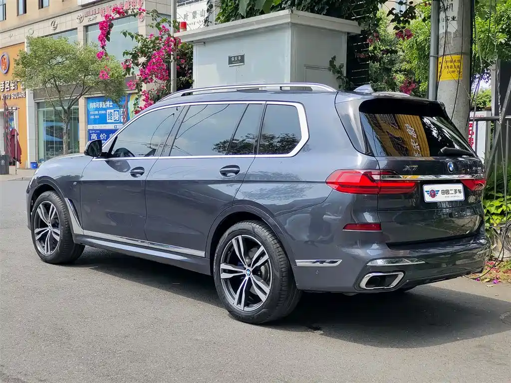 BMW X7 2020 xDrive40i Premium M Sport Package фото 4