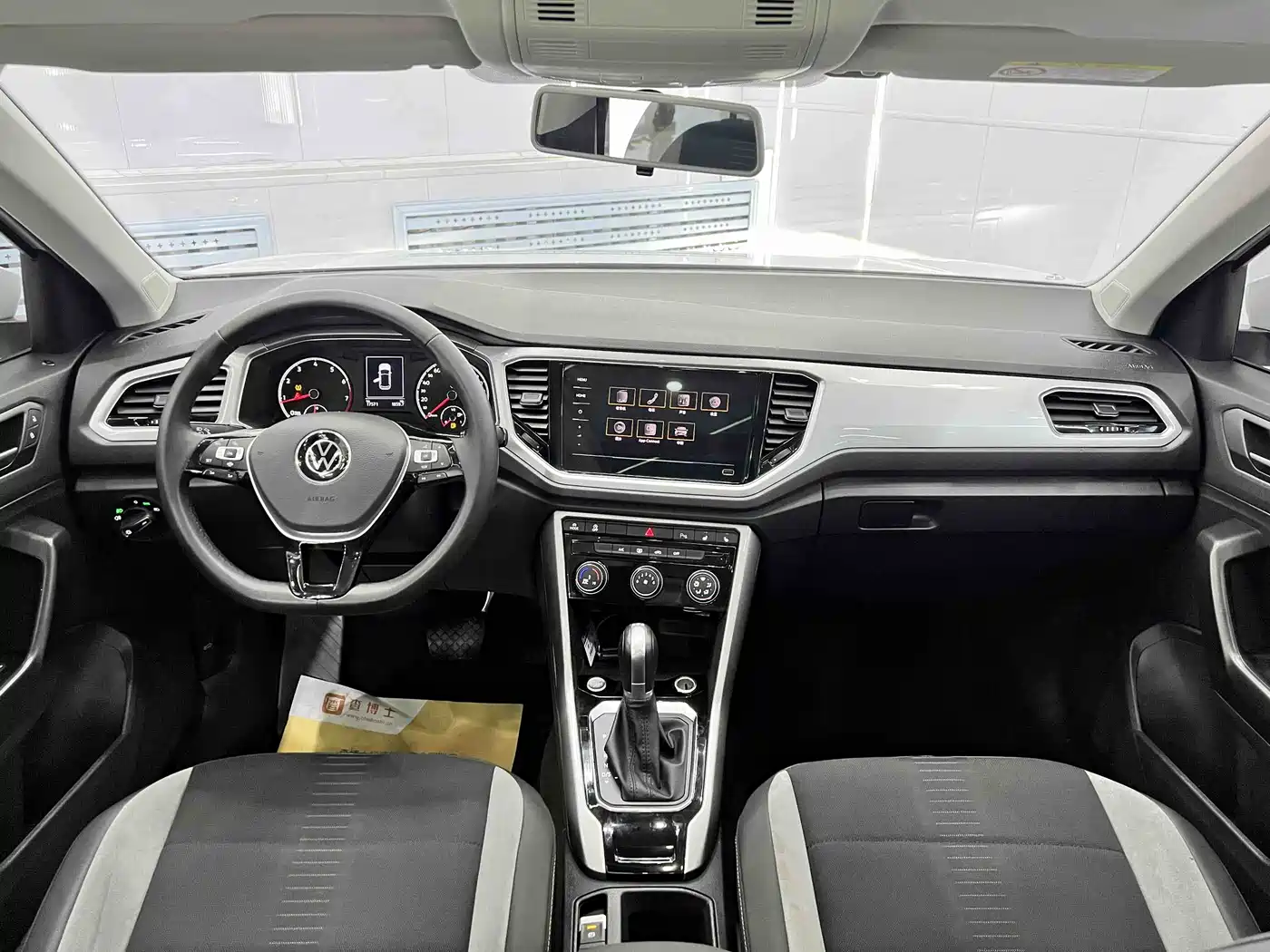 Volkswagen T-ROC 2022 280TSI DSG 2WD Comfort PLUS фото 12