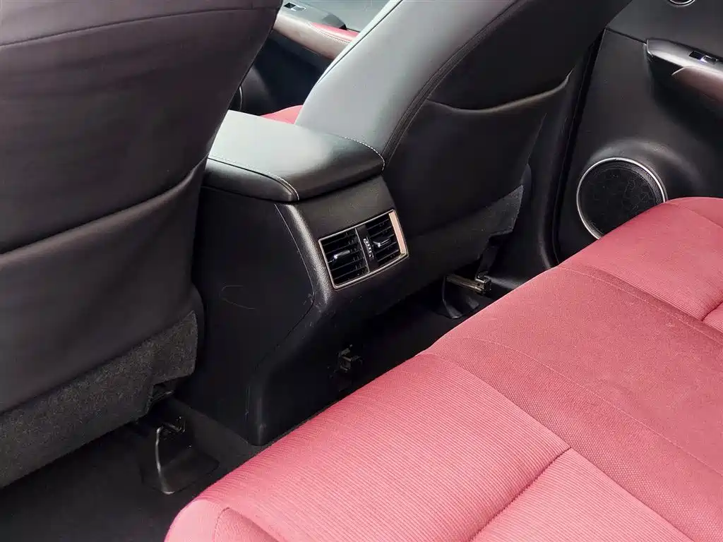 Lexus NX 2018 200 FWD Sharp Edition China VI фото 9