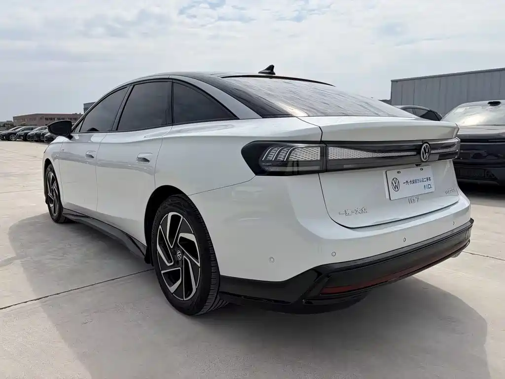 Volkswagen ID.7 2025 2024 PRO