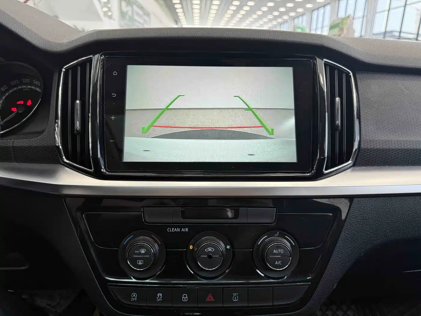 Škoda Kamiq 2023 Facelift 1.5L Auto Comfort Edition фото 14