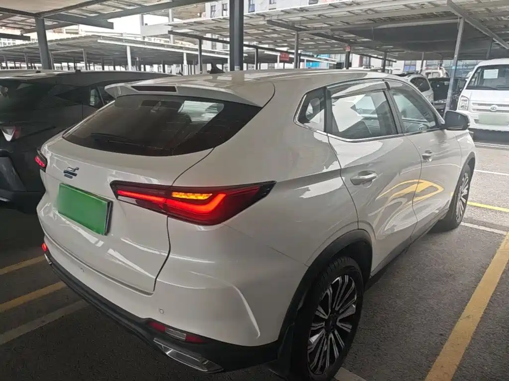 Changan Oshan Changan Oushang X5 2021 2021 1.6L CVT Premium Edition
