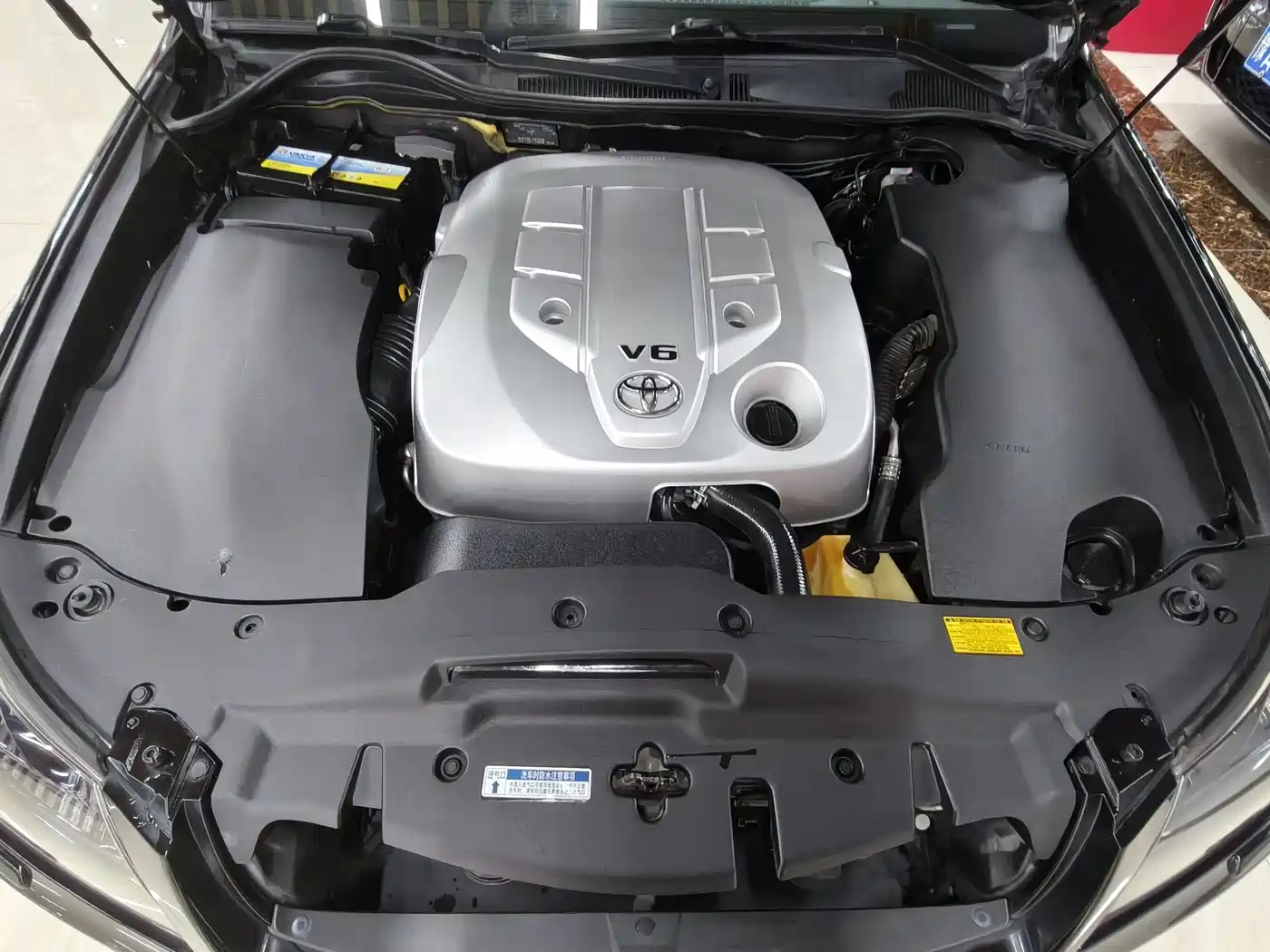 Toyota Crown 2011 2.5L Royal Leather Sunroof Special Edition фото 16