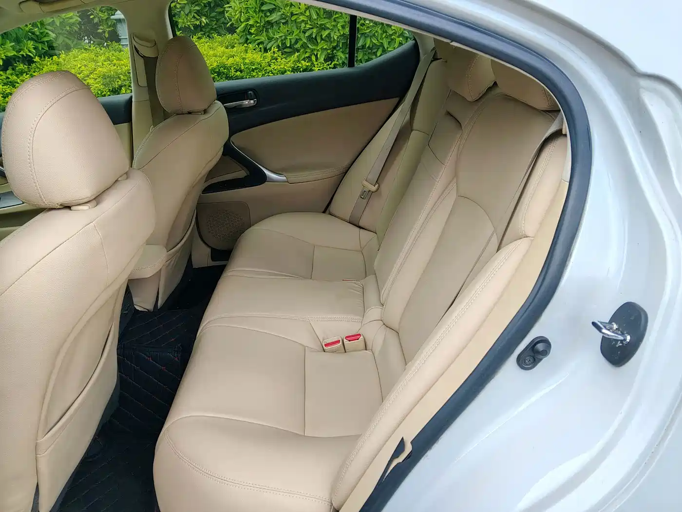 Lexus IS 2010 2009 300