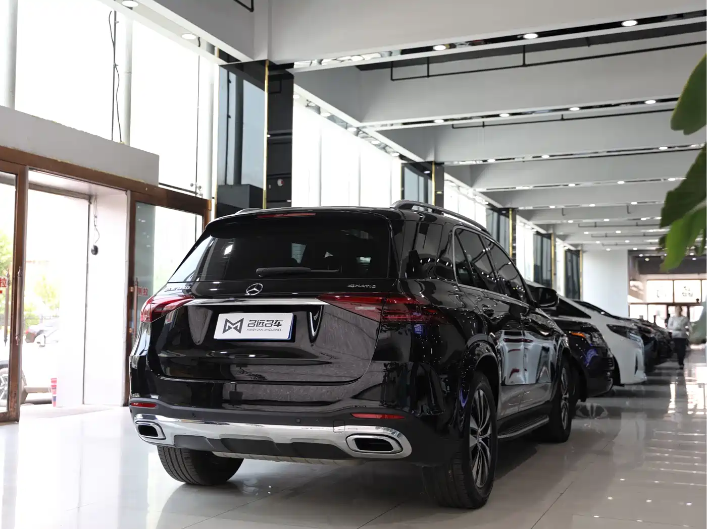 Mercedes-Benz GLE 2024 GLE 350 4MATIC Fashion фото 17