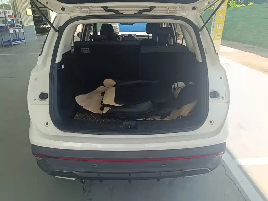 Baojun 530 2019 2018 1.5T Manual Elite (China V)