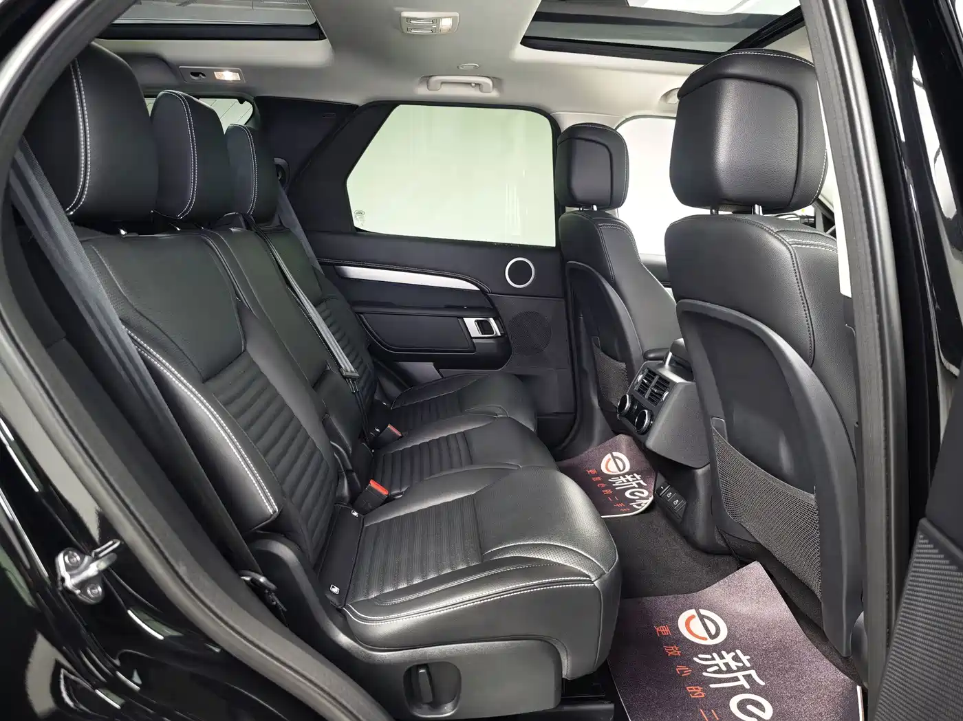 Land Rover Discovery 2023 2023 Facelift 360PS R-Dynamic SE