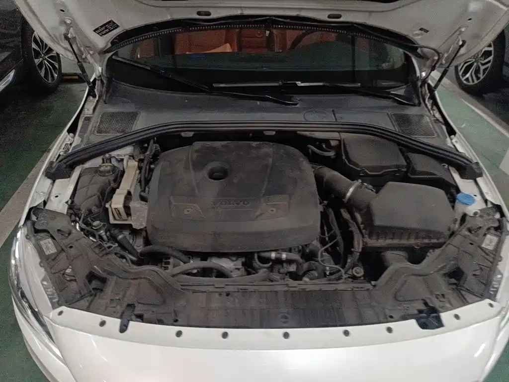 Photo 11 - Volvo S60