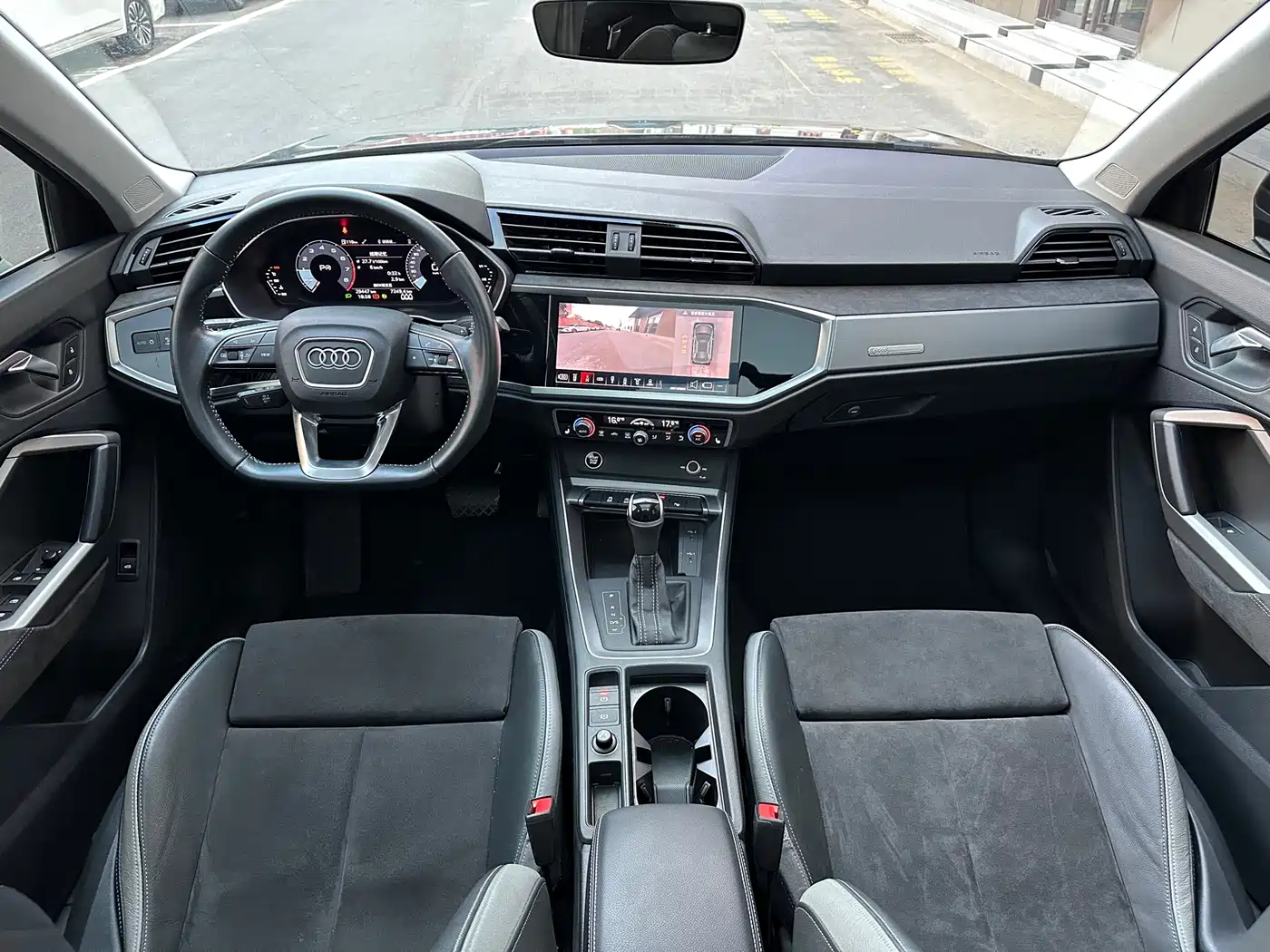 Audi Q3 2022 35 TFSI Fashion Dynamic фото 16