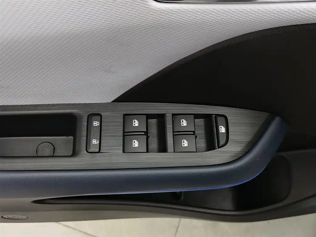 Chevrolet Monza 2024 1.5L Dual-Clutch Delight Edition фото 9