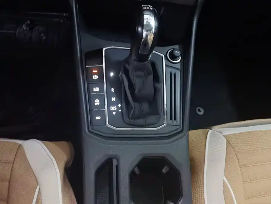 Volkswagen Lavida 2018 280TSI DSG Comfort Edition China V фото 16
