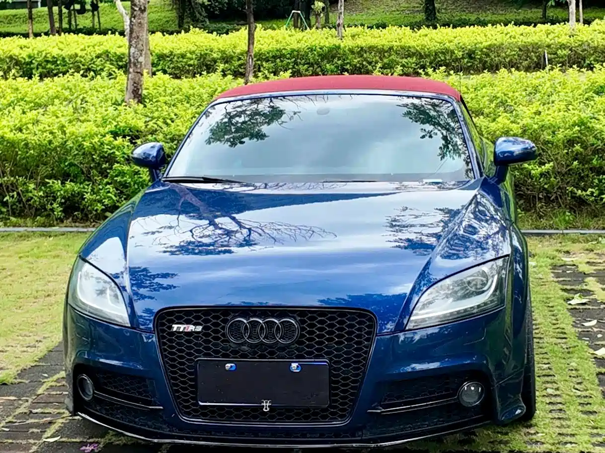 Фото 45 - Audi TT