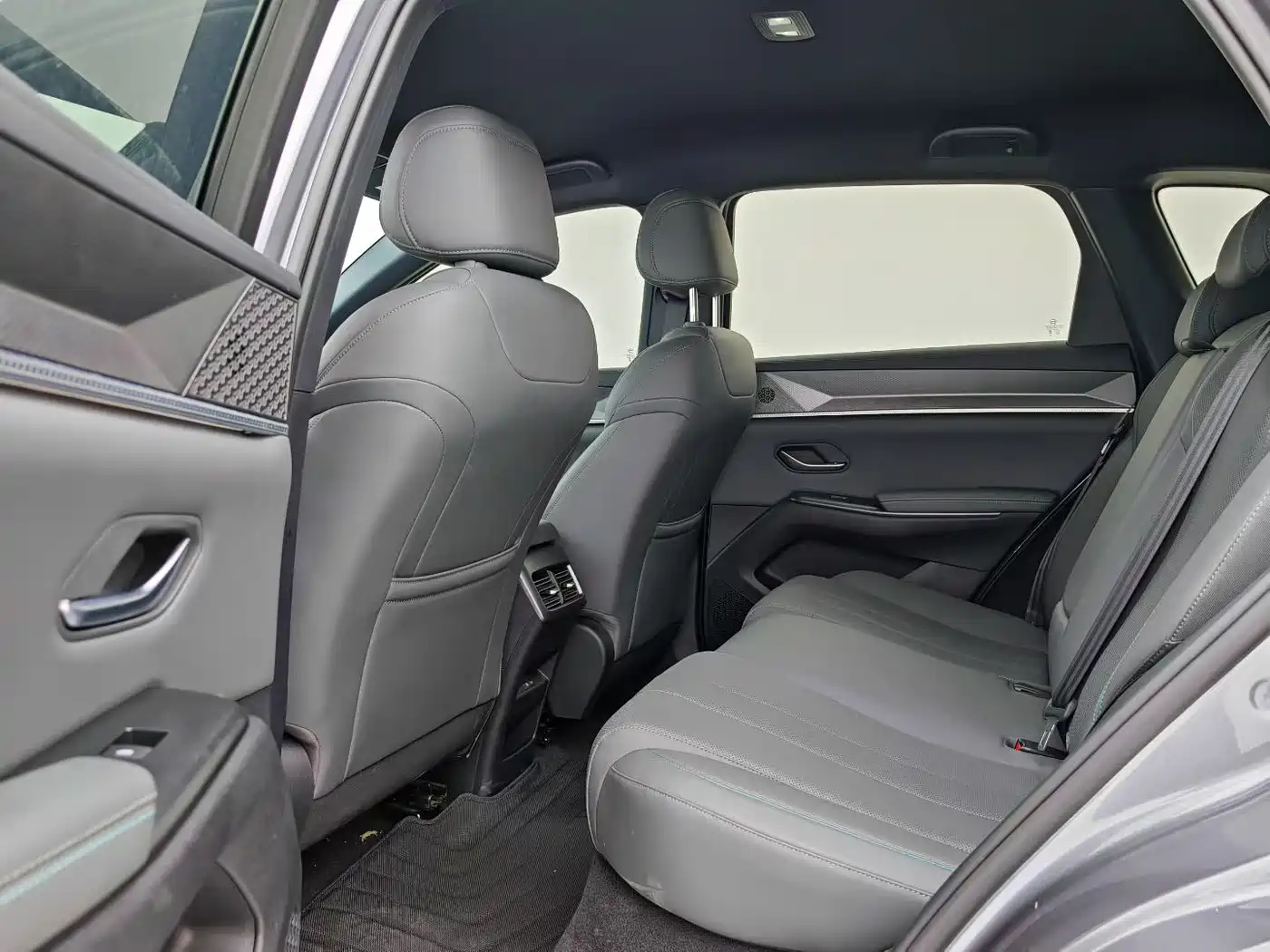 BYD Song Pro New Energy 2025 2nd Generation Smart Drive Edition DM-i 75KM Leading Type фото 7