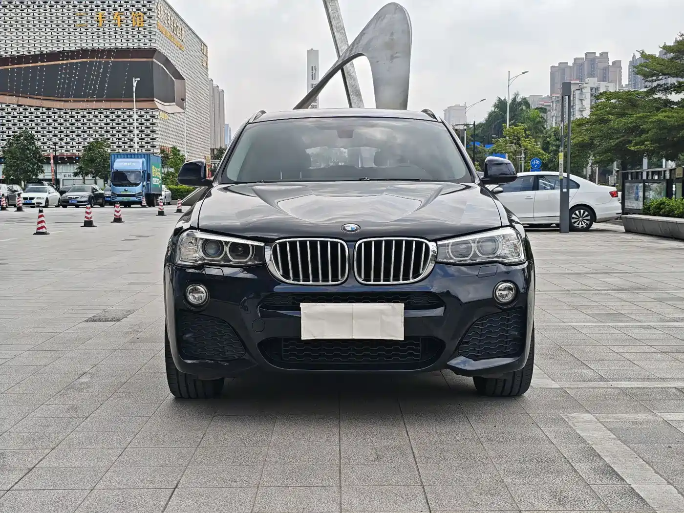 Photo 2 - BMW X4