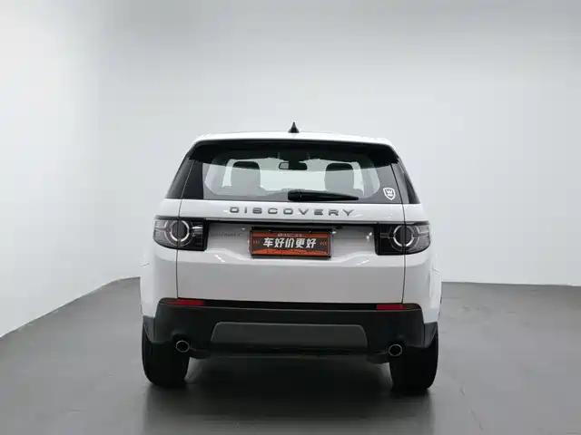 Land Rover Discovery Sport 2019 240PS SE Edition China VI — фото 4