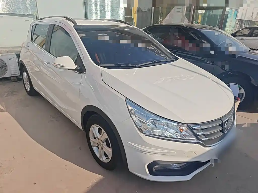 Baojun 310 2017 2016 1.2L Manual Luxury Type
