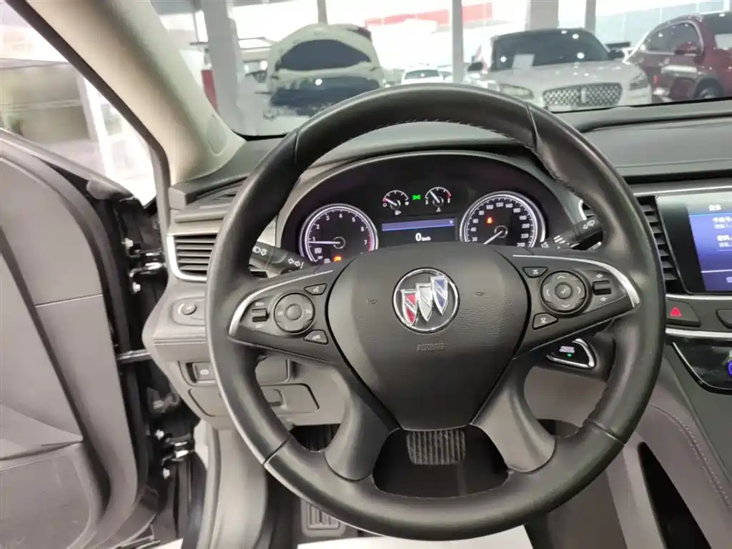 BUICK LACROSSE