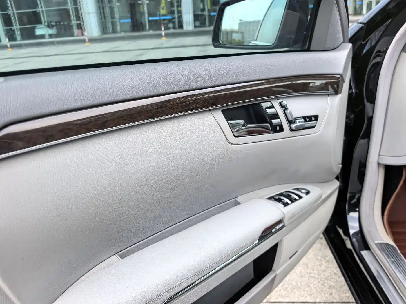 Mercedes-Benz S-Class 2012 S 300 L Luxury Grand Edition фото 10