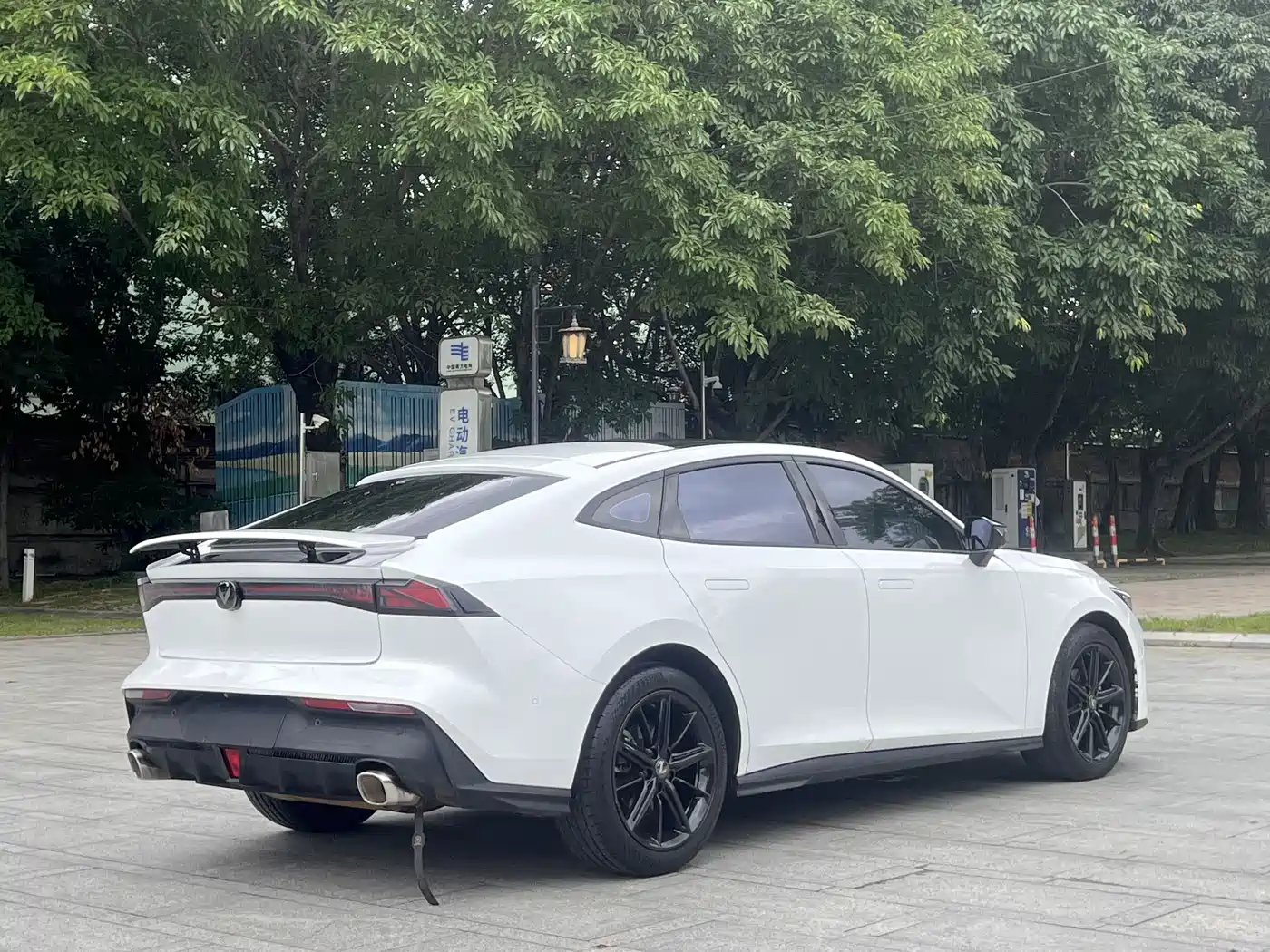 CHANGAN UNI-V