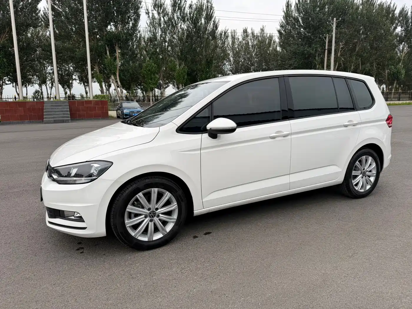 Volkswagen Touran 2024 2022 Touran L 280TSI DSG Comfort 7-seater