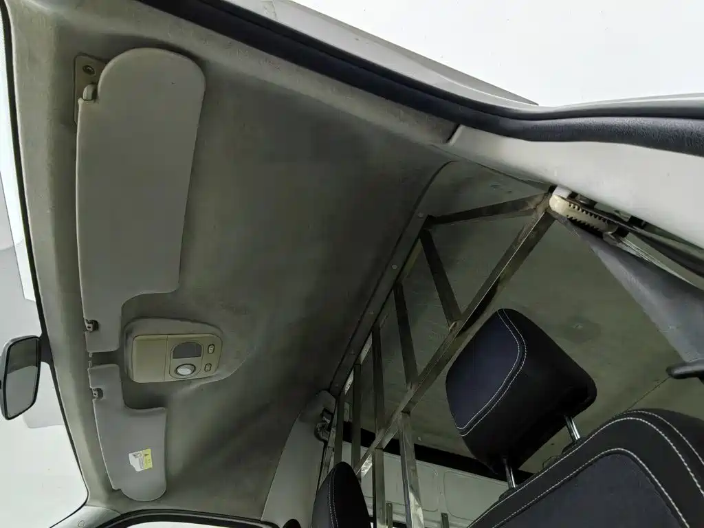 Iveco Daily 2021 2021 2.0T Manual Chaorui Long Wheelbase Short Overhang High Roof Sliding Door F1A
