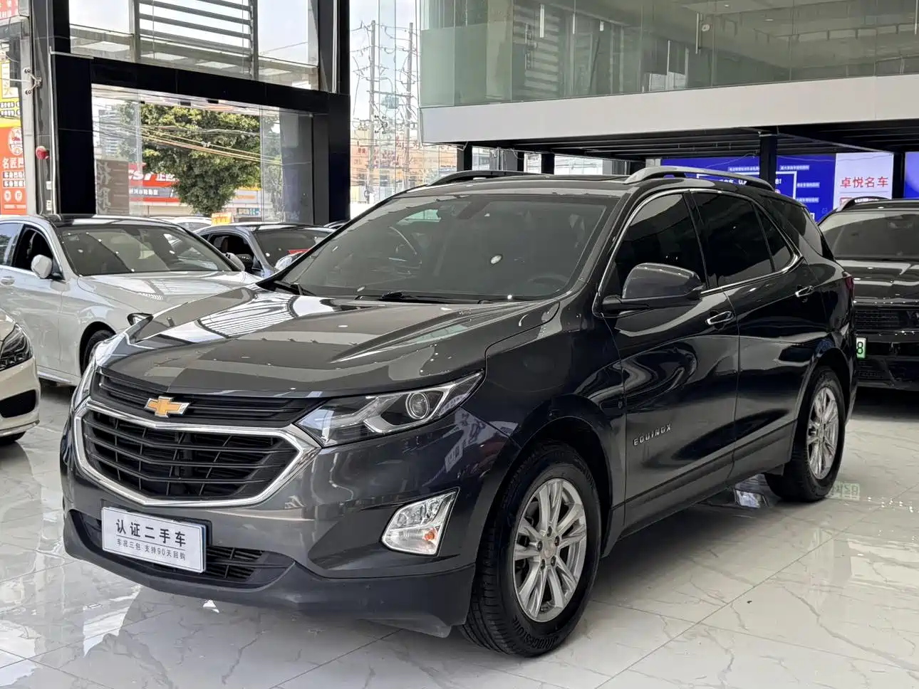 Chevrolet Equinox 2017 535T Automatic Realm Edition фото 14