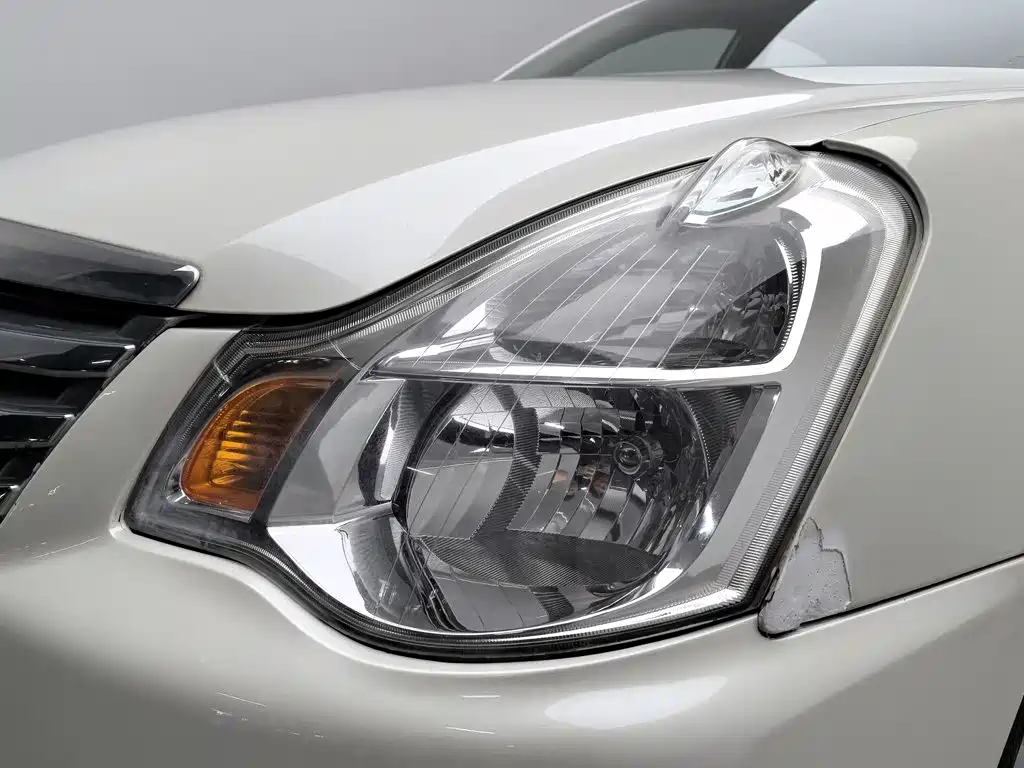 Фото 7 - Nissan Sylphy