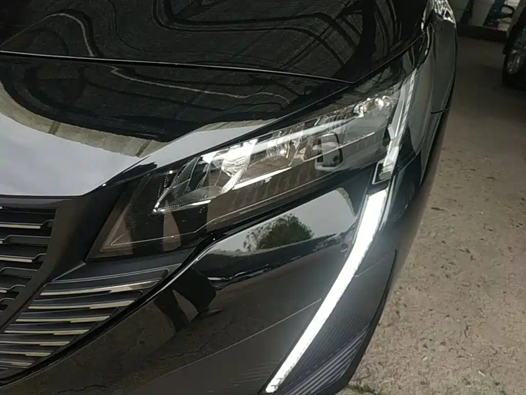 Peugeot 408 2024 2022 1.6T Progressive Edition