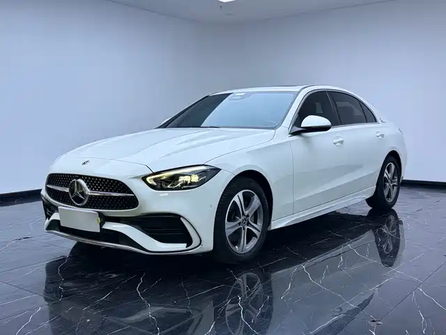 Mercedes-Benz C-Class 2022