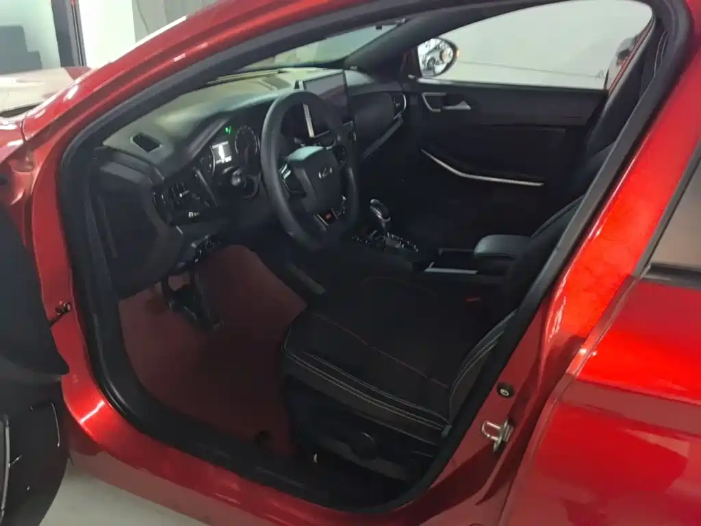 Landwind XIAOYAO 2018 2018 1.5GTDI CVT Panoramic Silver Edition
