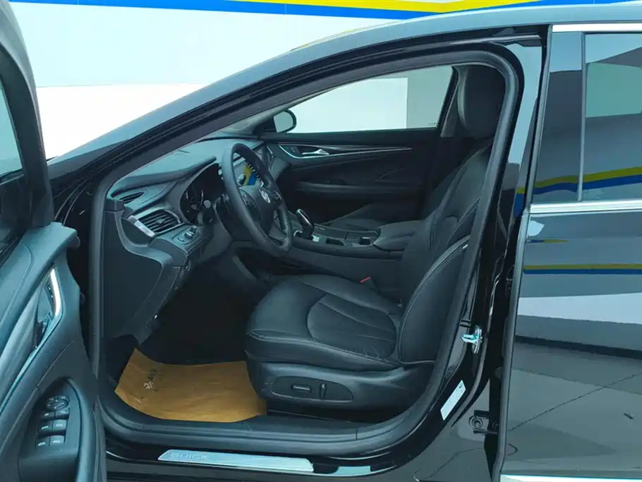 Buick LaCrosse 2022 552T Luxury фото 9