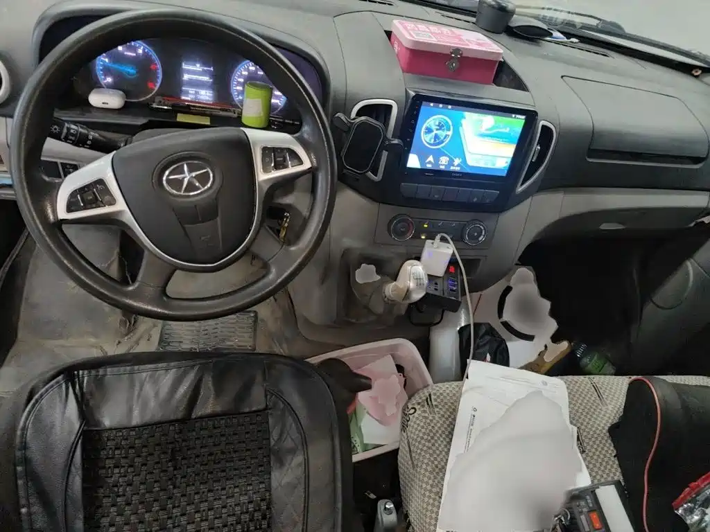 JAC Motors Star锐 2023 2023 2.0T 5 Series Express Edition 6/7-seater D20TCIF1