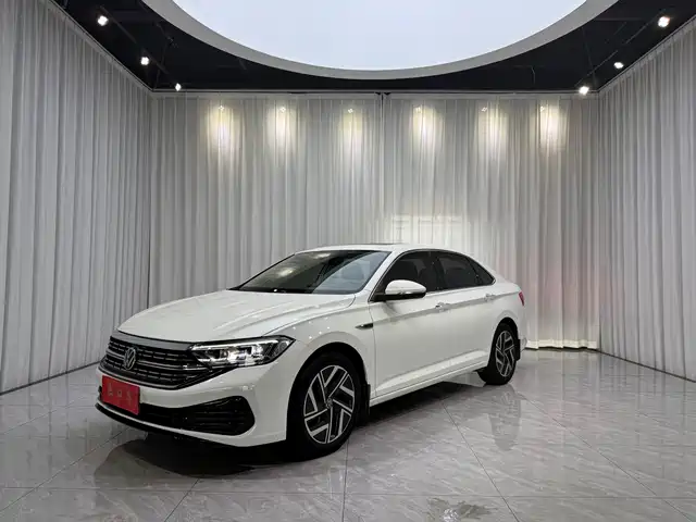 Volkswagen Sagitar 2022