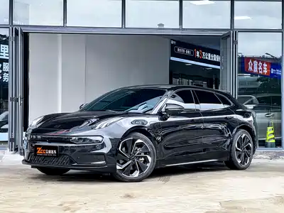 Zeekr 001