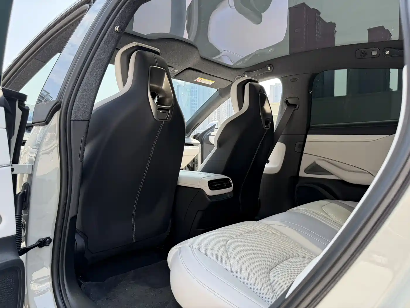 Xiaomi Auto Xiaomi SU7 2024 RWD Standard Founder's Edition фото 10