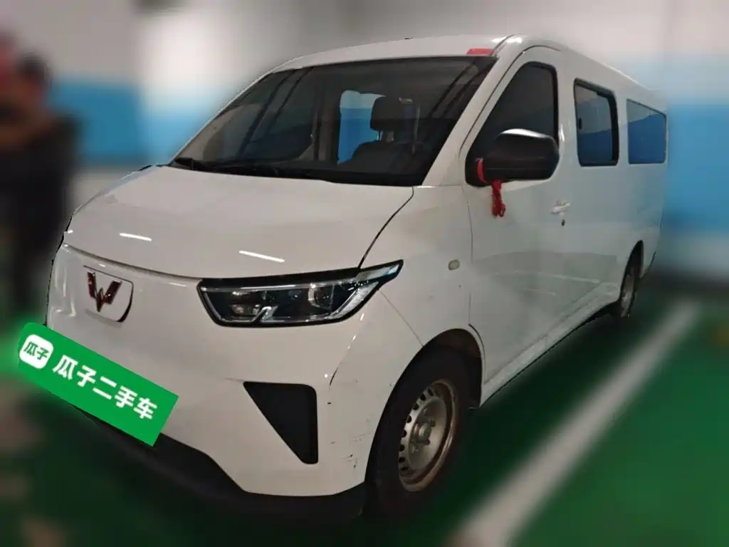Wuling Motors Wuling Yangguang 2025 2024 300KM Comfort Bus Version 75kW