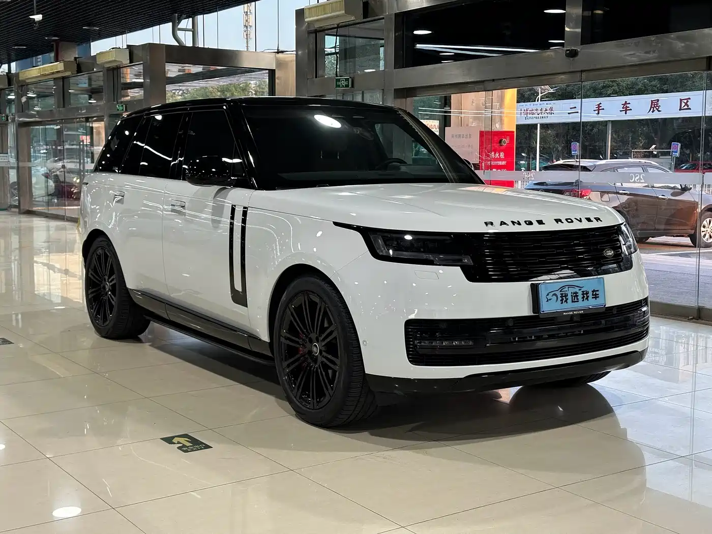 Land Rover Range Rover 2024 2024 3.0 L6 360PS Golden Age Edition