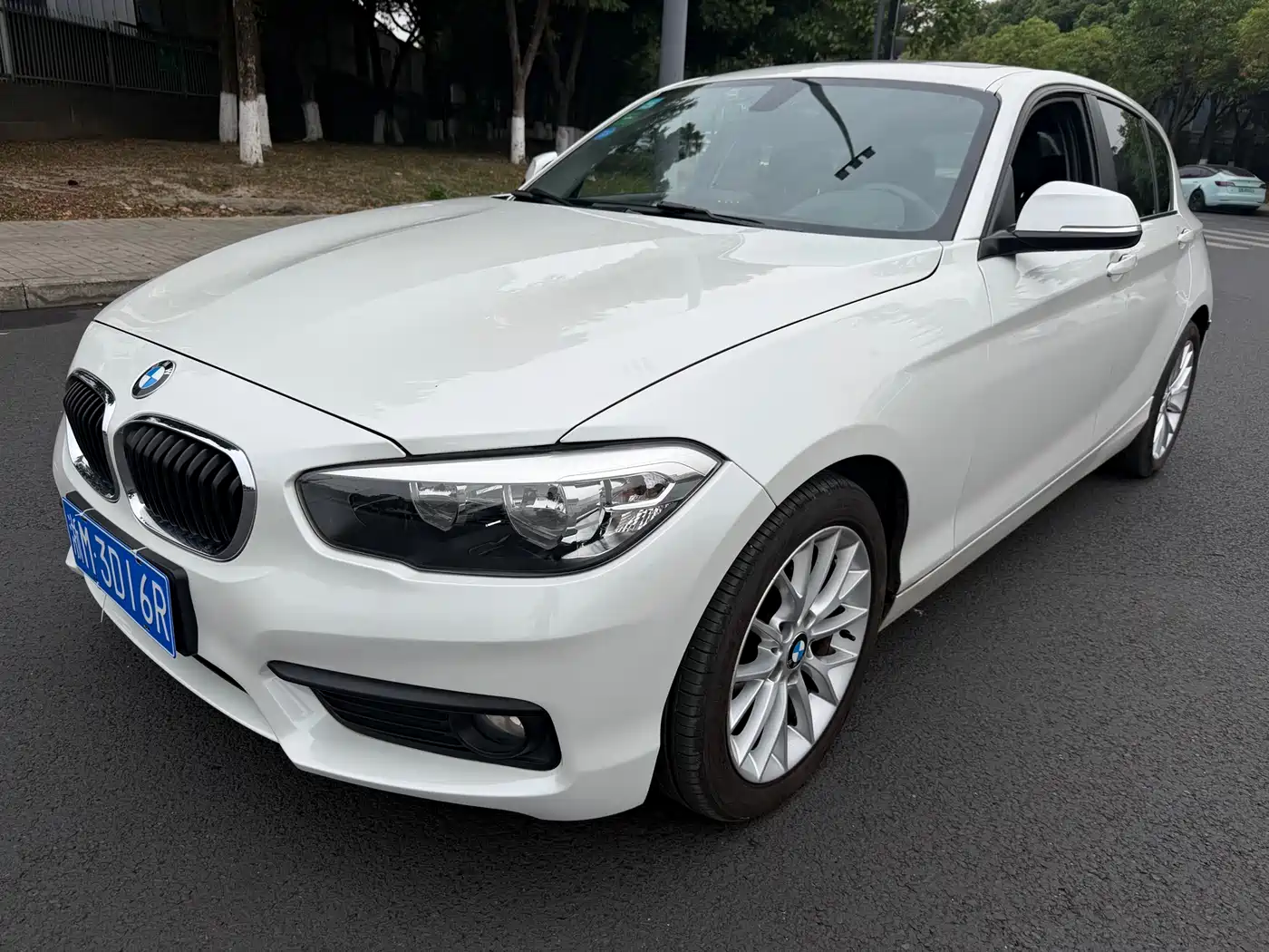 BMW 1 Series (Import) 2016 120i Leading Model