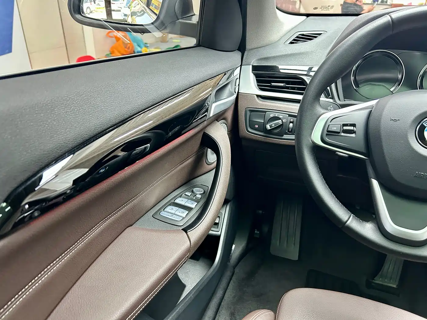 BMW X1 2022 sDrive20Li Fashion фото 21
