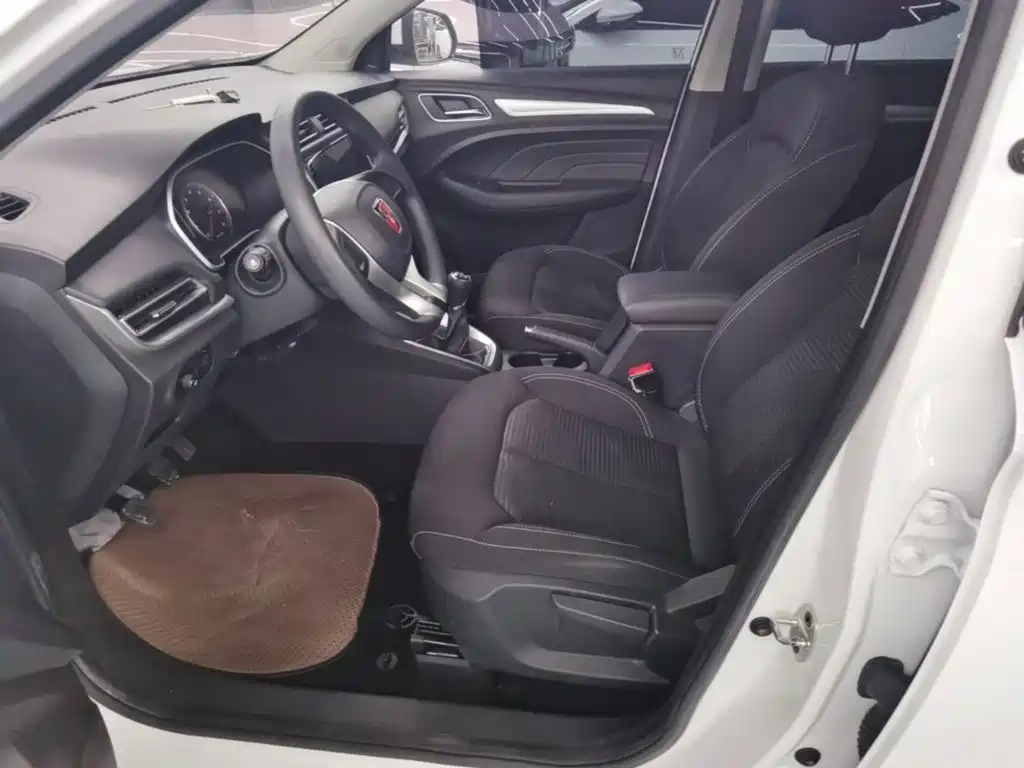 Roewe RX3 2020 2020 1.6L Manual Ultra Comfort Progressive