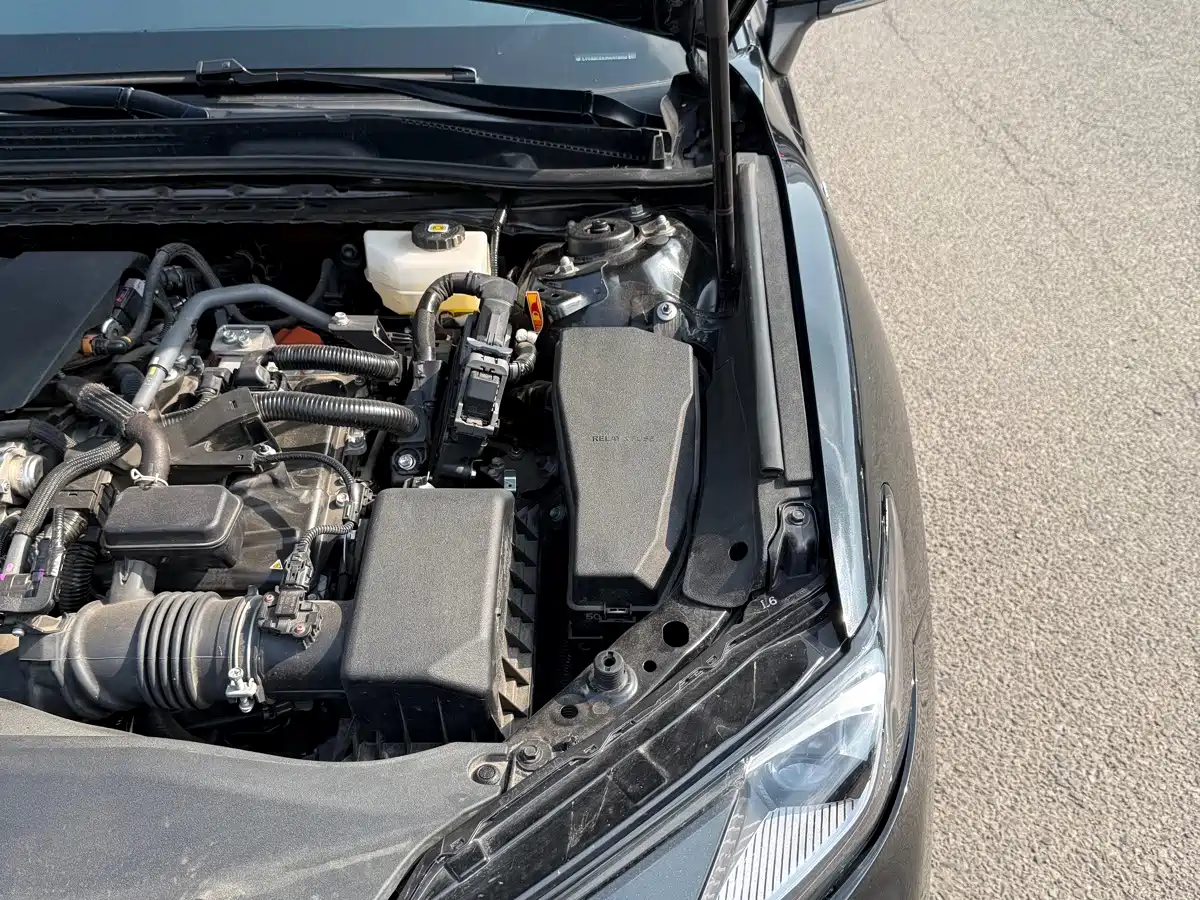 Toyota Camry 2025 2025 Dual Engine 2.0HG Glory Edition